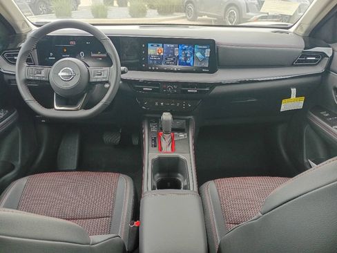 New 2026 Nissan Kicks SR w/ Cold Weather Package AWD/4WD image 9
