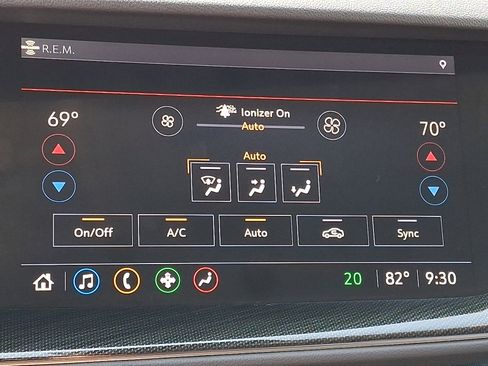 Used 2021 Buick Envision Preferred image 18