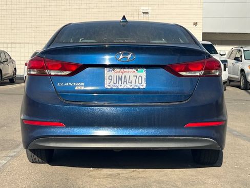 Used 2017 Hyundai Elantra SE FWD image 7