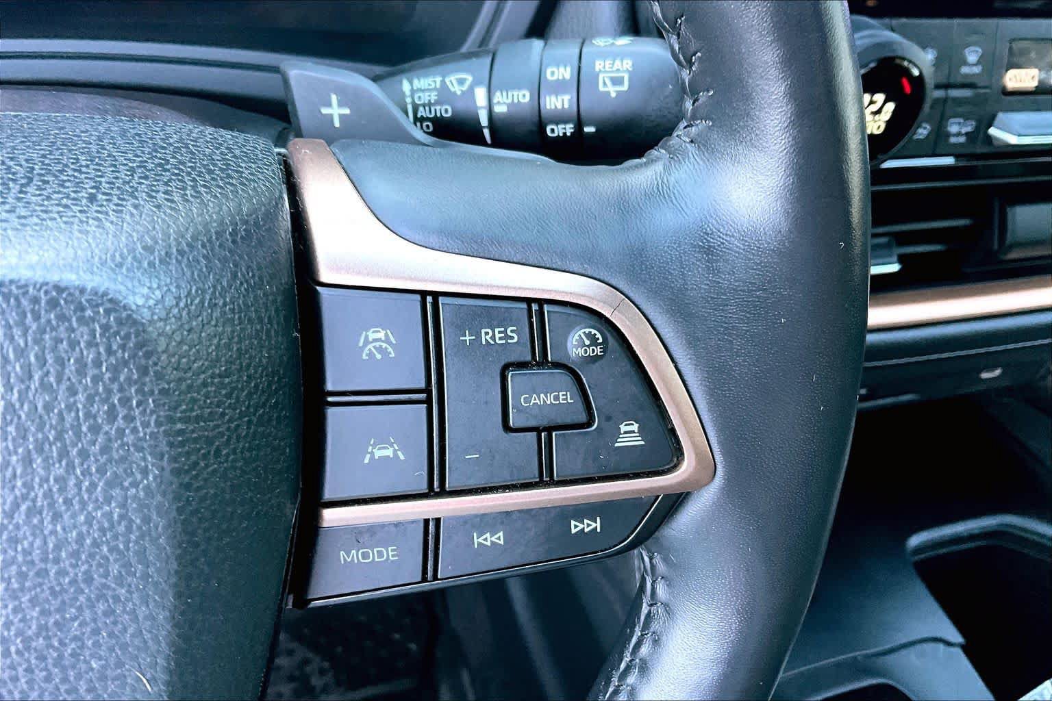 Certified 2024 Toyota Grand Highlander AWD Hybrid image 23