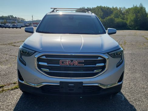 Used 2020 GMC Terrain SLT w/ Preferred Package AWD/4WD image 2