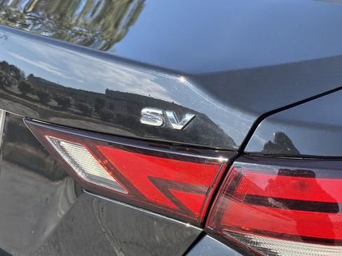 Certified 2023 Nissan Sentra SV image 24