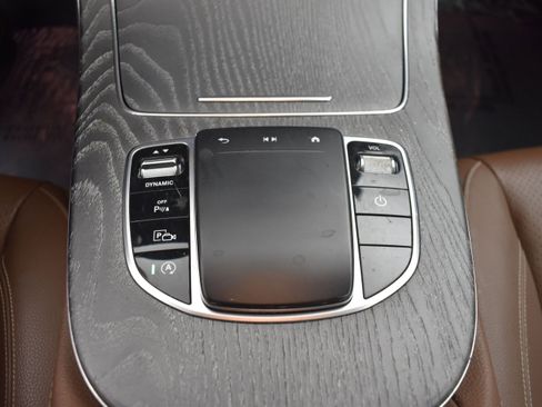 Used 2021 Mercedes-Benz E 450 4MATIC Sedan w/ Premium Package image 11