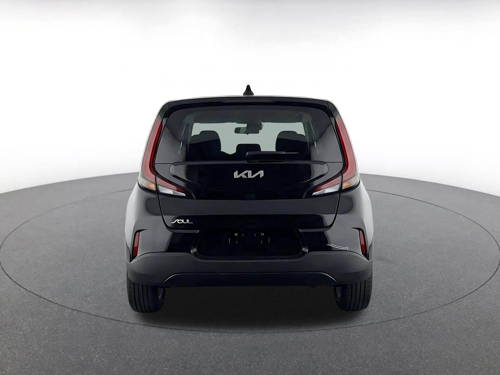 Used 2025 Kia Soul LX w/ LX Technology Package FWD image 7