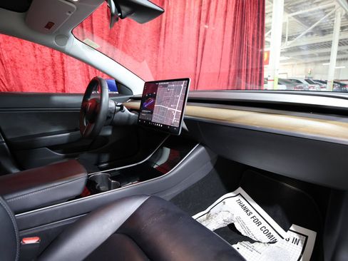 Used 2019 Tesla Model 3 Long Range AWD/4WD image 25