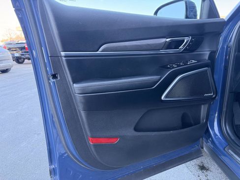 Used 2023 Kia Telluride SX X-Line image 17