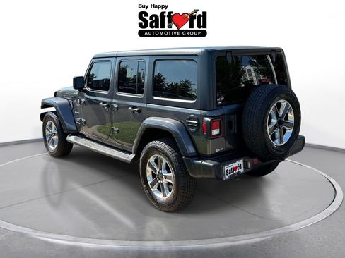 Used 2022 Jeep Wrangler Unlimited Sahara w/ Cold Weather Group AWD/4WD image 6