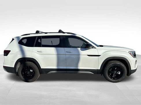 New 2026 Volkswagen Atlas Peak Edition AWD/4WD image 6