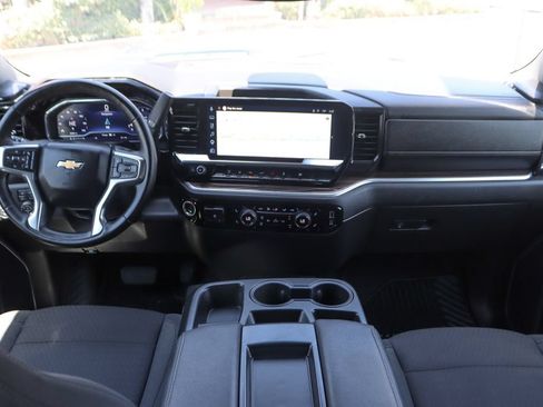Used 2025 Chevrolet Silverado 2500 LT w/ Safety Package AWD/4WD image 26