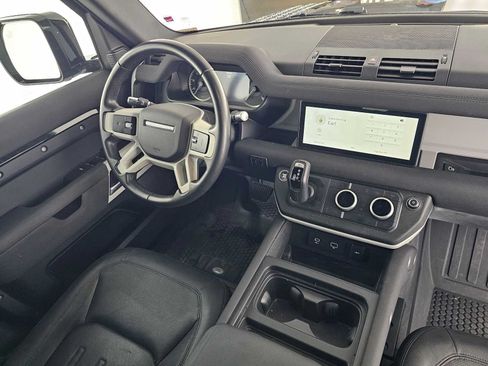 Used 2022 Land Rover Defender 110 S AWD/4WD image 11