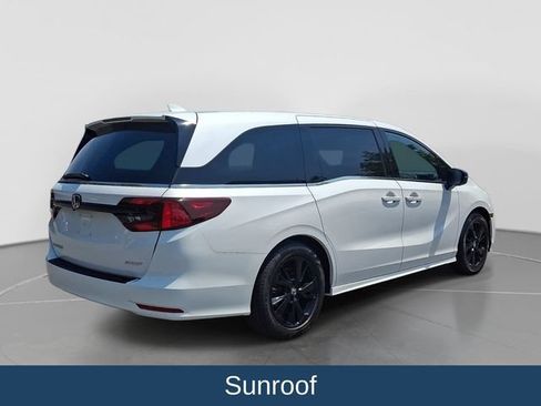 Used 2023 Honda Odyssey Sport image 7