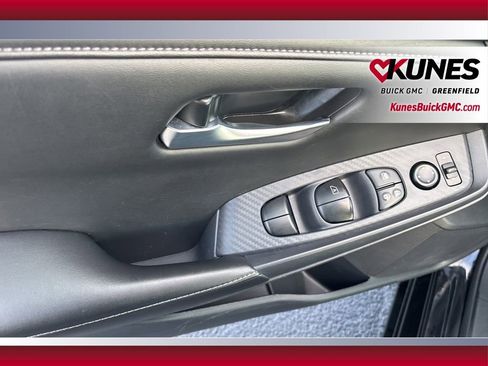 Used 2024 Nissan Sentra SV FWD image 14