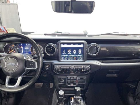 Used 2020 Jeep Wrangler Unlimited Sahara AWD/4WD image 10
