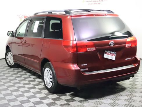 Used 2004 Toyota Sienna LE FWD image 16