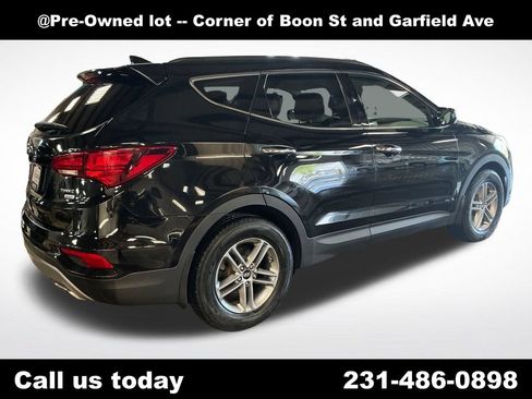 Used 2017 Hyundai Santa Fe Sport AWD/4WD image 6