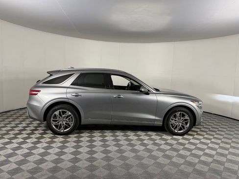 Used 2025 Genesis GV70 2.5T AWD/4WD image 5