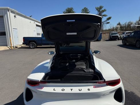 Used 2025 Lotus Emira RWD image 20