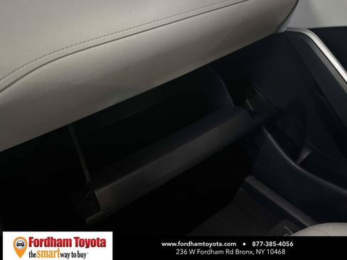 Used 2026 Toyota Corolla Cross L AWD/4WD image 31