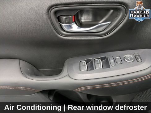 Used 2023 Honda HR-V Sport image 11