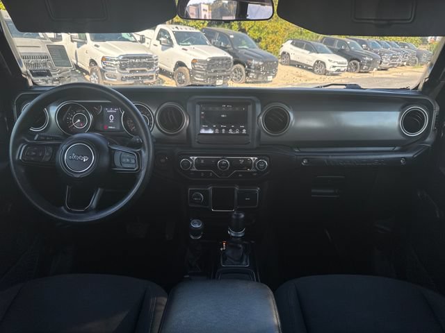 Used 2023 Jeep Wrangler Unlimited Sport AWD/4WD image 27