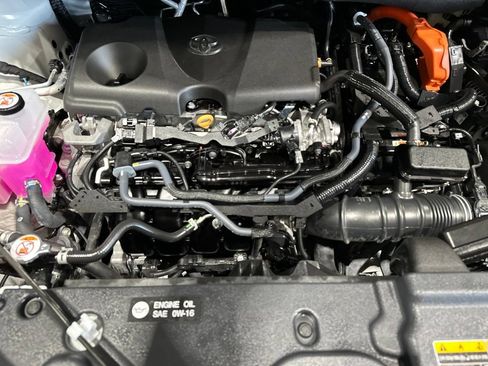 Certified 2025 Toyota Sienna Platinum AWD/4WD image 22