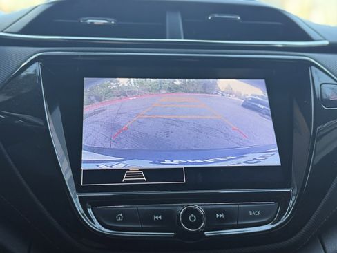 Used 2021 Chevrolet TrailBlazer RS w/ Convenience Package image 35