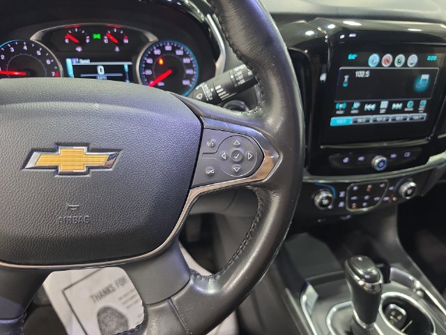 Used 2019 Chevrolet Traverse LT FWD image 18