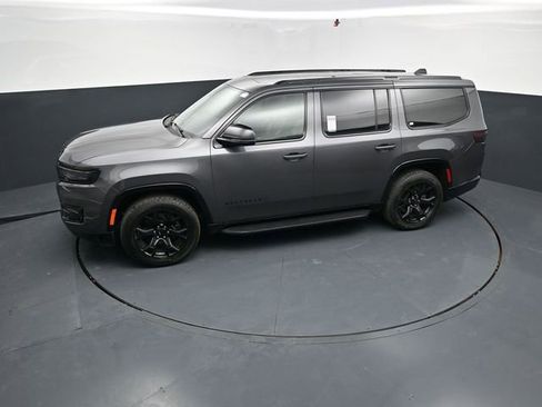 Used 2024 Jeep Wagoneer Series II AWD/4WD image 49