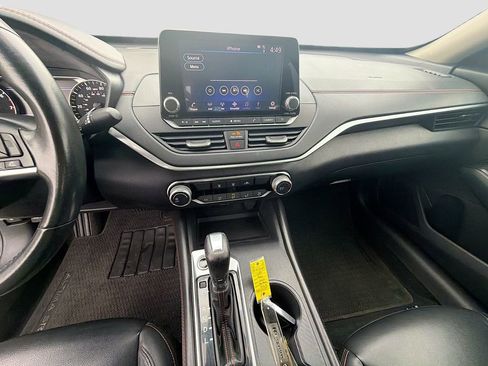 Used 2022 Nissan Altima 2.5 SR FWD image 24