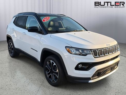 Used 2024 Jeep Compass Limited AWD/4WD image 8