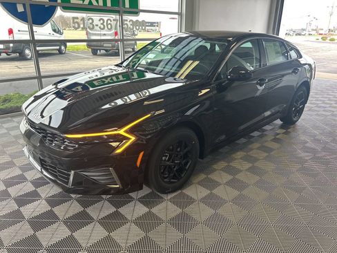 New 2026 Kia K5 LXS FWD image 3