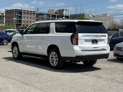 Used 2023 Chevrolet Suburban Premier RWD image 6