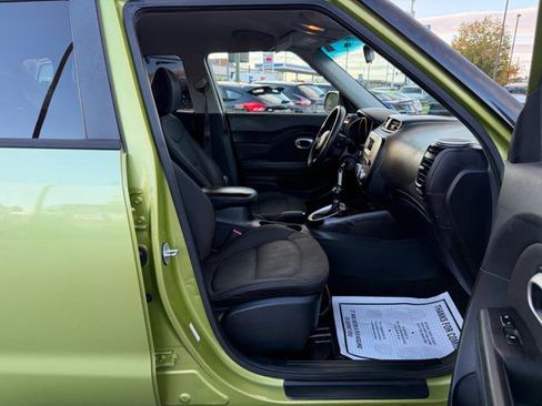 Used 2016 Kia Soul image 17