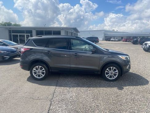 Used 2018 Ford Escape SE AWD/4WD image 7