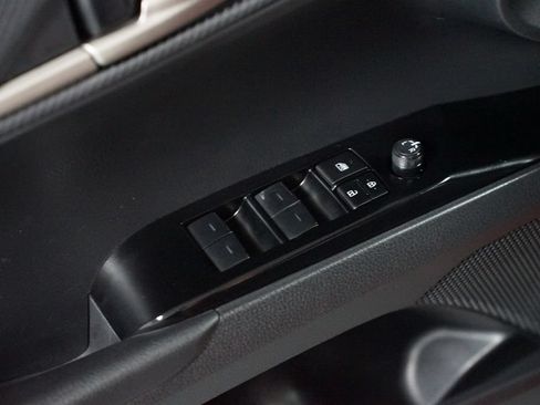 Used 2025 Toyota Camry SE FWD image 32