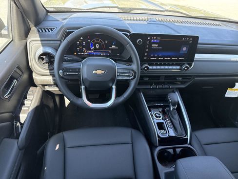 New 2025 Chevrolet Colorado LT w/ LT Convenience Package image 14