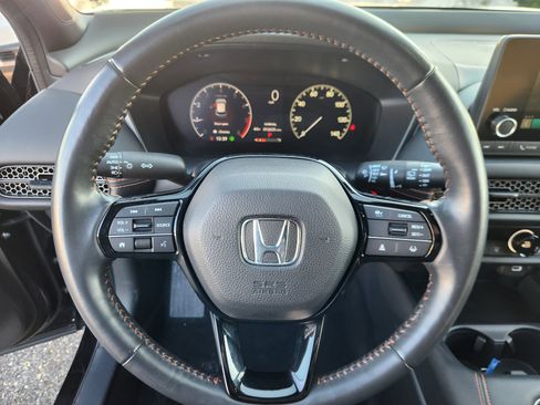 Certified 2023 Honda HR-V Sport image 9