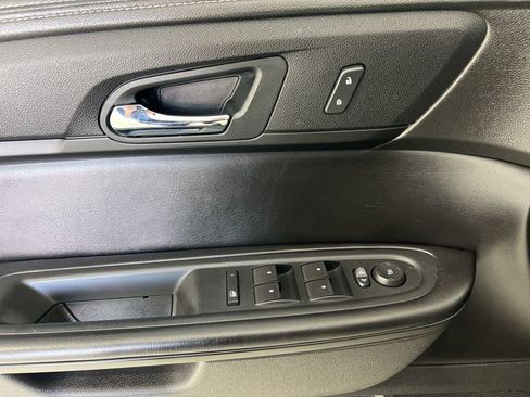 Used 2014 Chevrolet Traverse LT w/ All-Star Edition image 19