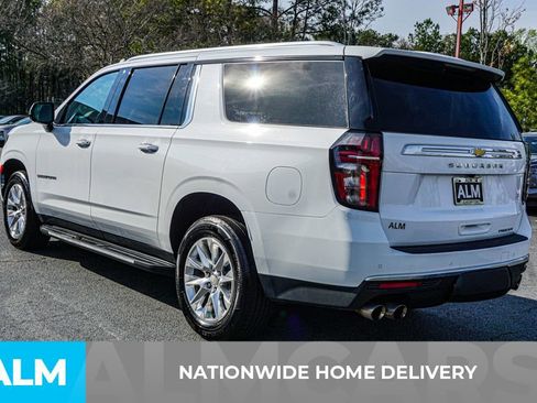 Used 2024 Chevrolet Suburban Premier image 4