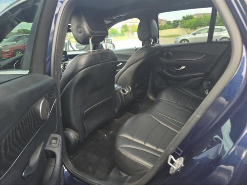 Used 2018 Mercedes-Benz GLC 300 w/ Premium Package image 7