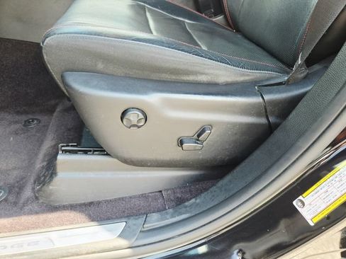 Used 2017 Dodge Durango R/T w/ Blacktop Package RWD image 14