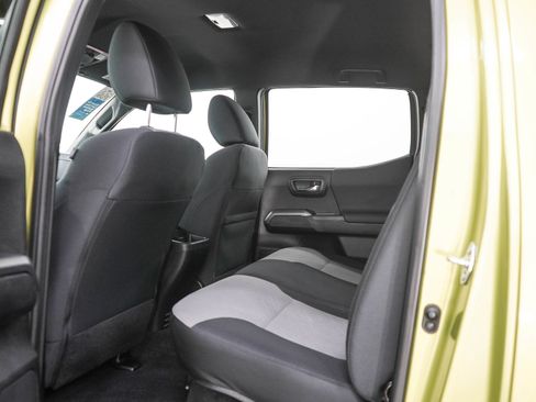 Used 2023 Toyota Tacoma TRD Off-Road AWD/4WD image 17