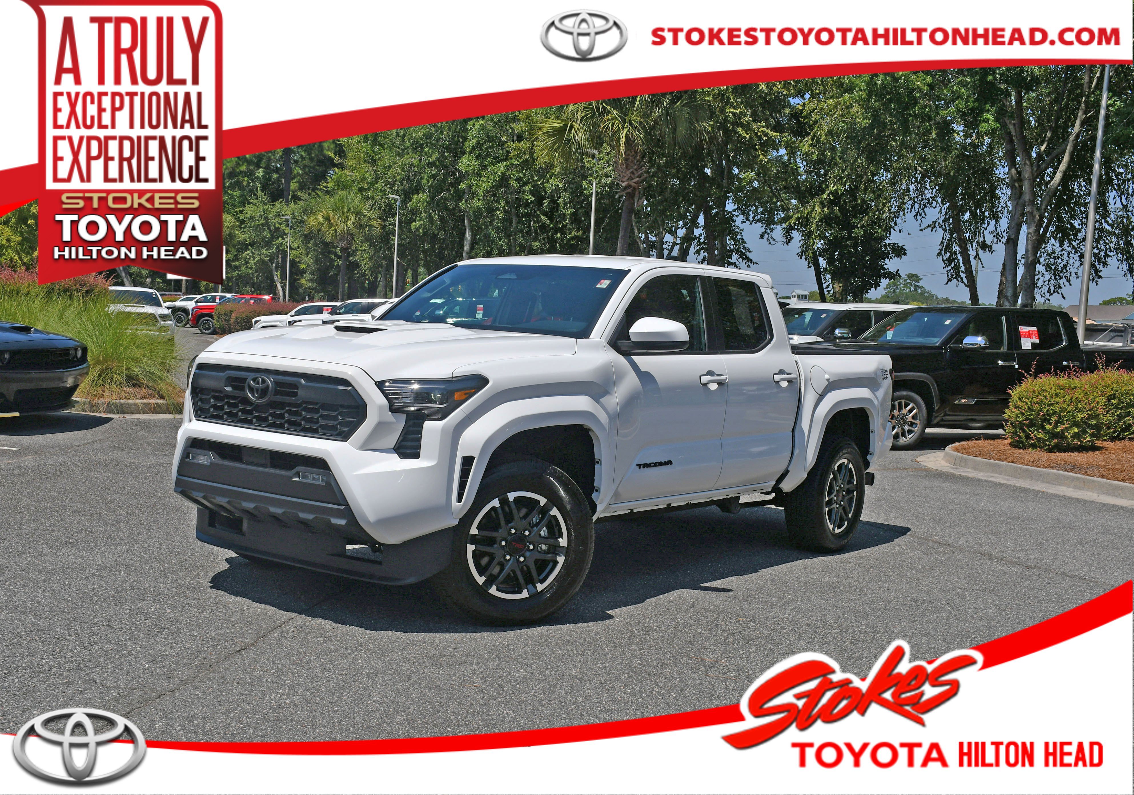 Certified 2025 Toyota Tacoma TRD Sport RWD image 1