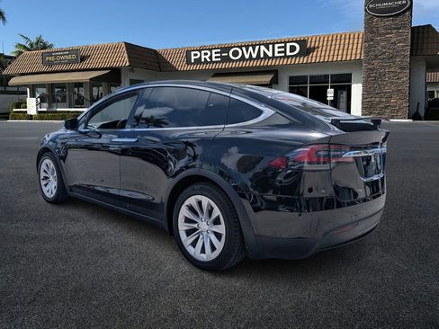 Used 2021 Tesla Model X Long Range image 5
