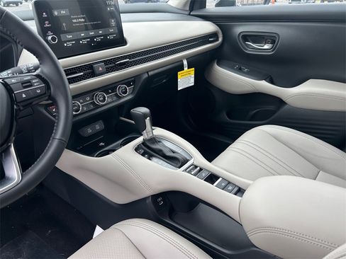 New 2026 Honda HR-V EX-L image 11