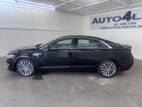 Used 2017 Lincoln MKZ Premiere image 8