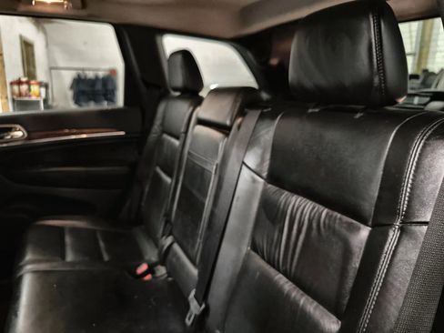 Used 2011 Jeep Grand Cherokee Limited AWD/4WD image 25