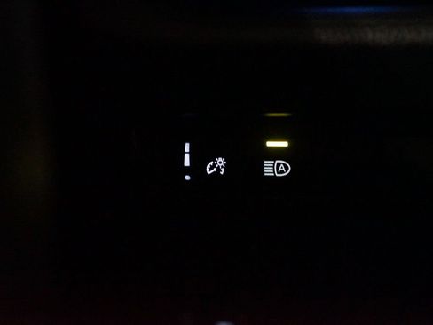 Certified 2025 Toyota RAV4 XSE AWD/4WD image 24