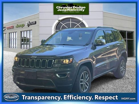 Used 2021 Jeep Grand Cherokee Limited AWD/4WD image 1