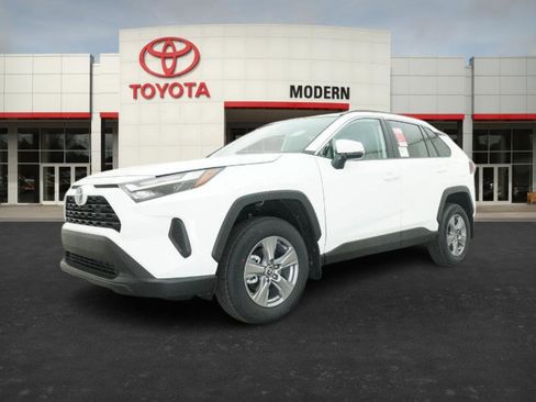 New 2025 Toyota RAV4 XLE image 6
